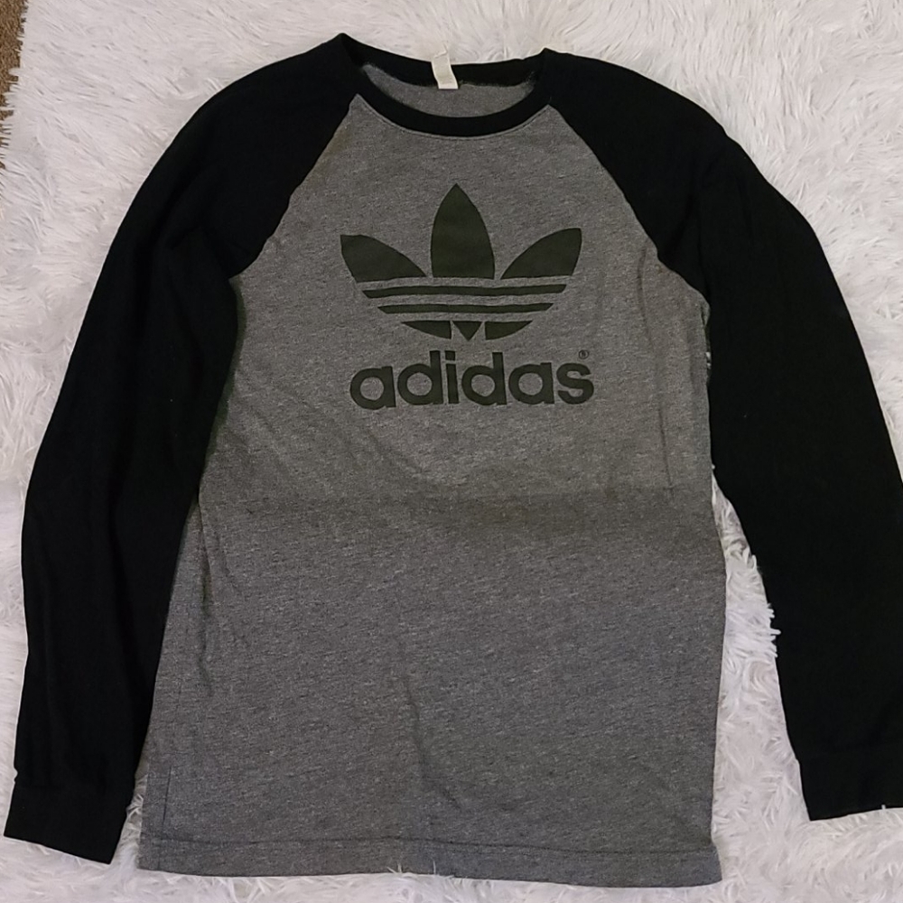 Adidas t shirt